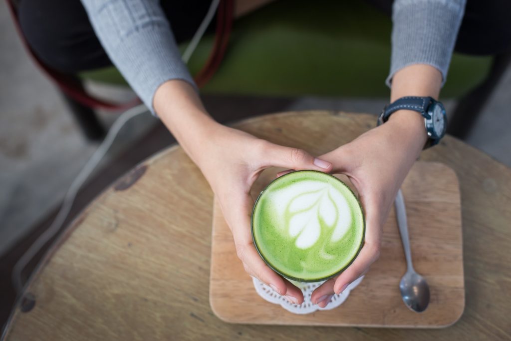 Green tea latte to less your belly fat