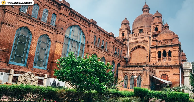 Lahore Museum - Lahore