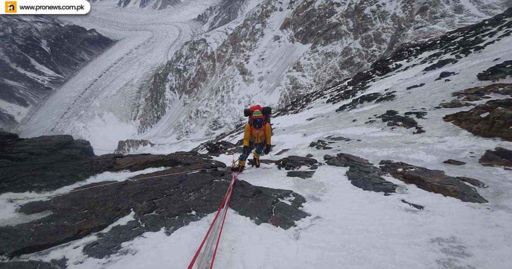 Mountain climbing in K2